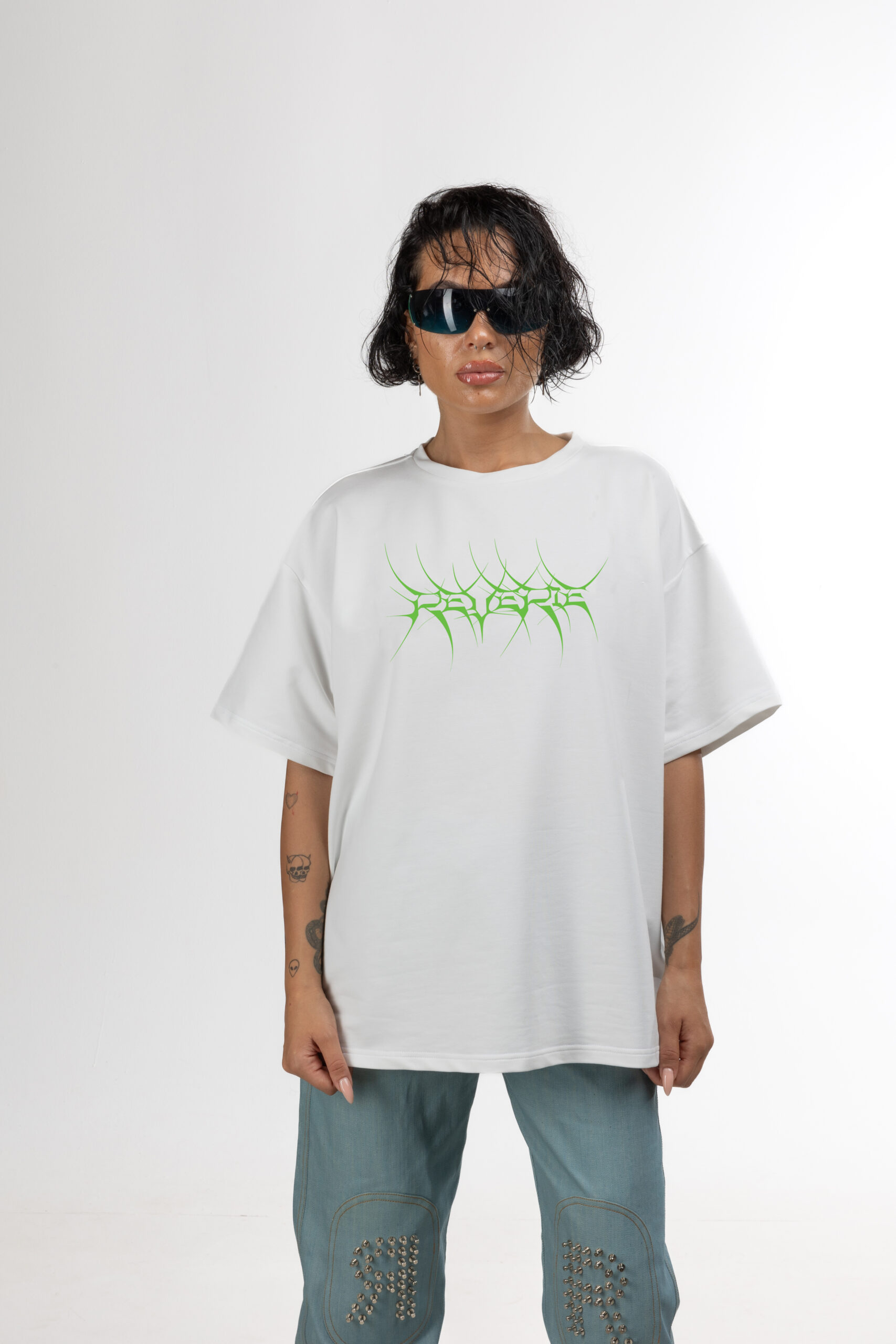 Reverie Oversized Green Spikes T-shirt (unisex) - Image 2