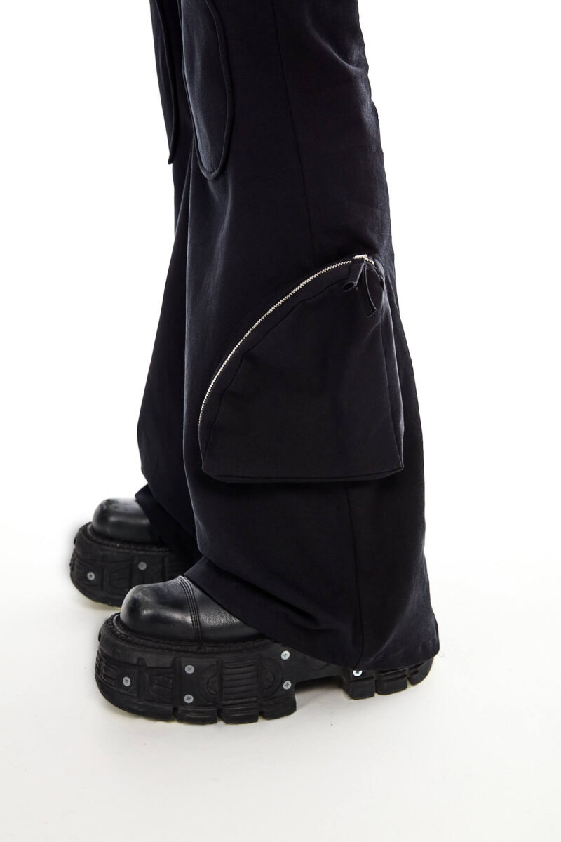Circe Low Rise Y2K Cargo Pants - Image 10